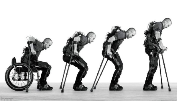 Exoesqueleto 'Twiice' atrae toda atención en Salón de Ginebra