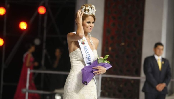 Jimena Espinoza es la nueva Miss Perú Universo 2014
