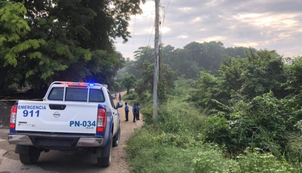 Lanzan el cadáver de un hombre a la orilla de una calle en San Pedro Sula