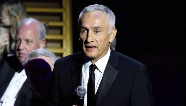 Jorge Ramos acusa a Peña Nieto de corrrupción