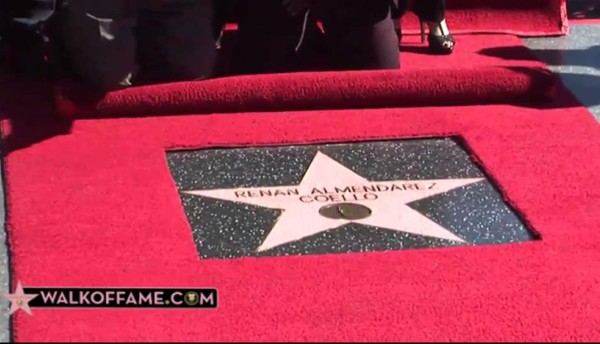 Renán Almendárez Coello recibe su estrella en el Paseo de la Fama de Hollywood