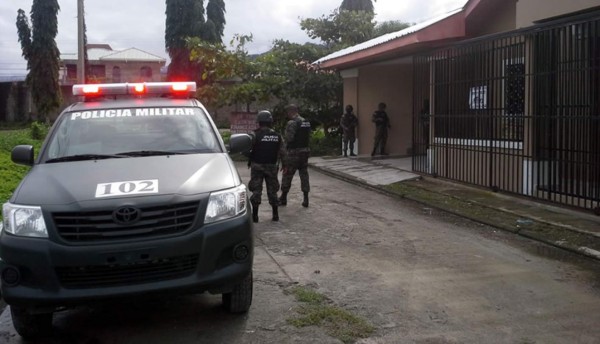 Militarizan lujosa colonia en La Ceiba
