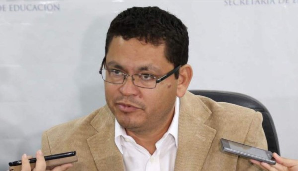 Marlon Escoto dice estar sorprendido por requerimiento fiscal