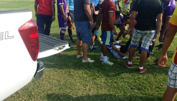 Futbolista fue auxiliado gracias a un vehículo en Honduras
