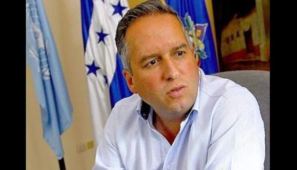 Designado presidencial hondureño Ricardo Álvarez se opone a la reelección