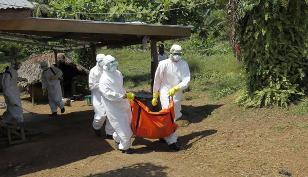 Miembro de la brigada médica cubana contra el Ébola muere de paludismo en África