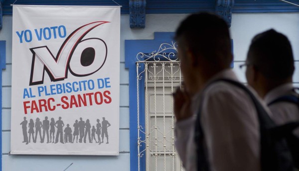 En plebiscito los colombianos deciden mañana entre 'sí” y 'no” al acuerdo de paz