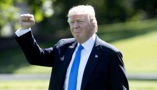 Trump pasa el 4 de julio en su club de golf de Virginia