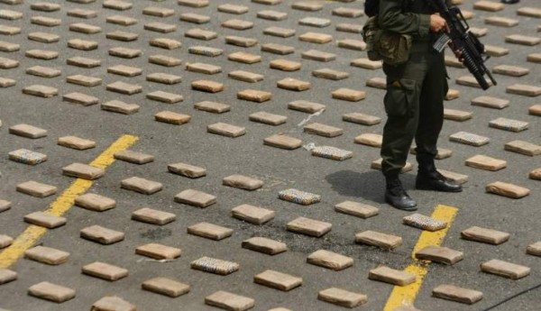 La Armada colombiana incauta casi tonelada y media de cocaína  