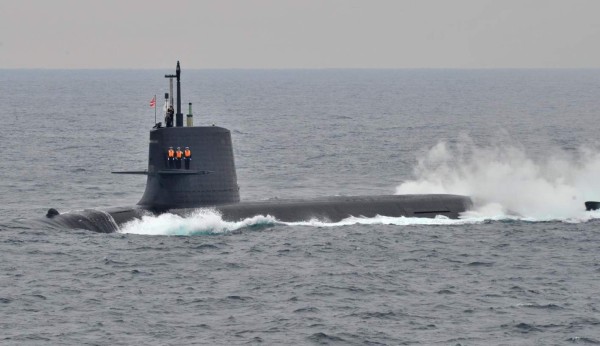 EUA responde a Corea del Norte con submarino nuclear