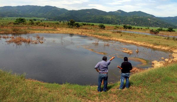 Colapso de pilas de aguas negras afecta a municipios de Cortés