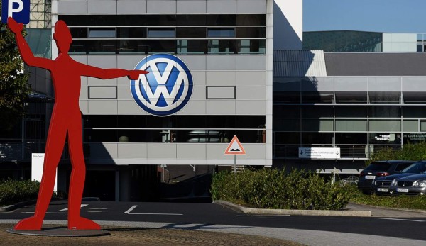 Allanan oficinas de la Volkswagen en Alemania