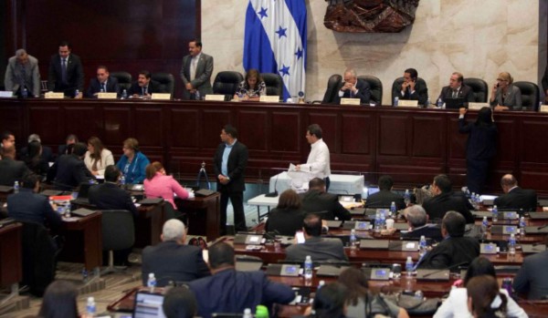 Piden que el presupuesto de 2021 de Honduras se apruebe de forma transparente