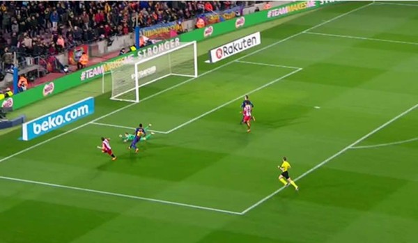 'Choco' Lozano, protagonista en el primer gol del Girona contra Barcelona