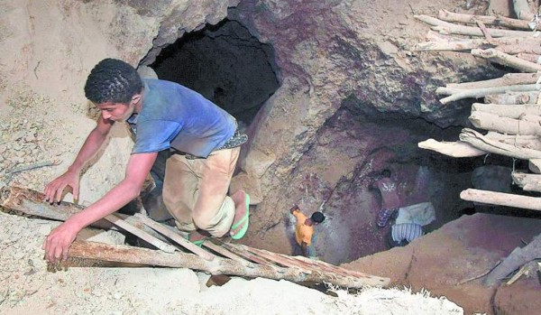 Empresa hondureña interesada en construcción de parque minero