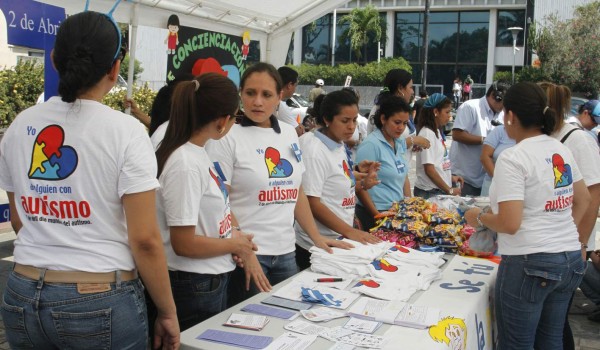 Con jornada de información conmemoran Día Internacional del Autismo