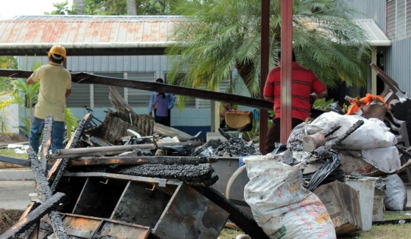 Incendio consume iglesia evangélica en El Progreso