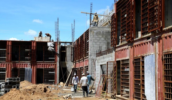 Con cuatro cárceles en construcción pondrán fin a hacinamiento