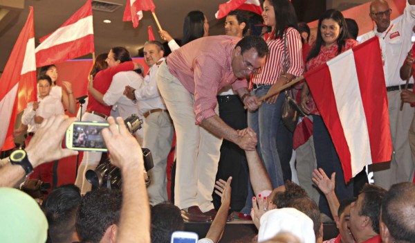 Luis Zelaya lanza oficialmente precandidatura en San Pedro Sula