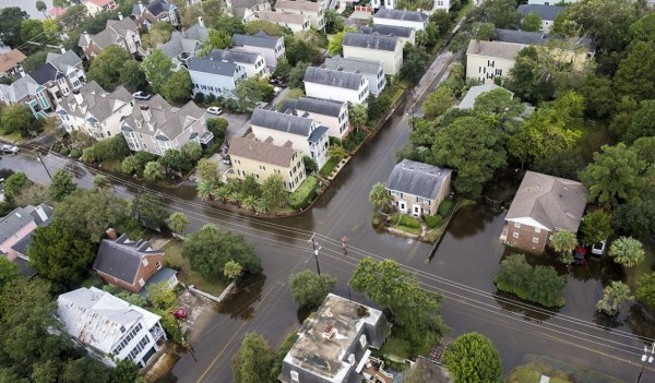 Suman 17 los muertos por inundaciones en el este de EUA