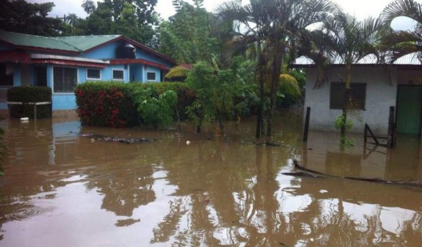 Tela está en alerta roja por fuertes lluvias  