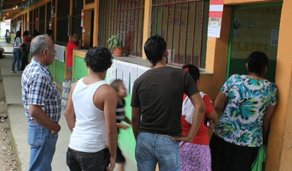 Honduras: Declaran abiertas las elecciones primarias 2017