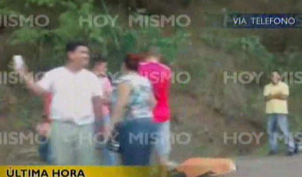 Vuelco de bus interurbano deja un muerto y unos 27 heridos en el sur de Honduras