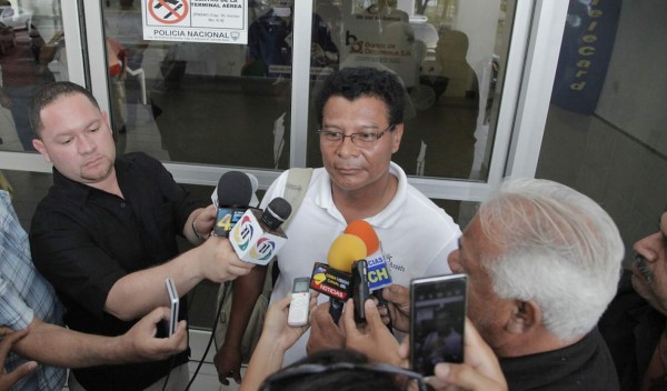 Liberan a alcalde hondureño que llevaba 900 mil lempiras