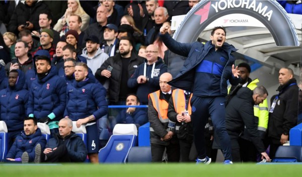 Lampard se impone a Mourinho y el Chelsea se afianza en puestos Champions