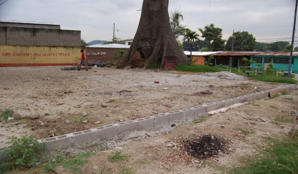 Construyen parque y áreas deportivas en Las Brisas