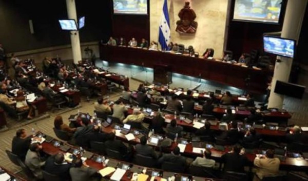 Hoy llegan al Congreso de Honduras a defender presupuesto