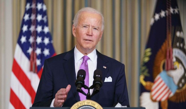 Juez bloquea orden de Biden de suspender deportaciones por 100 días