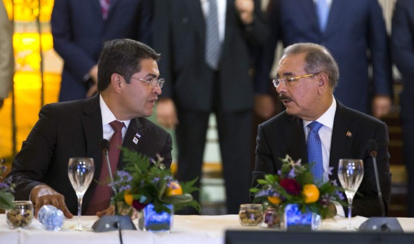 JOH asistirá a investidura de Danilo Medina en República Dominicana