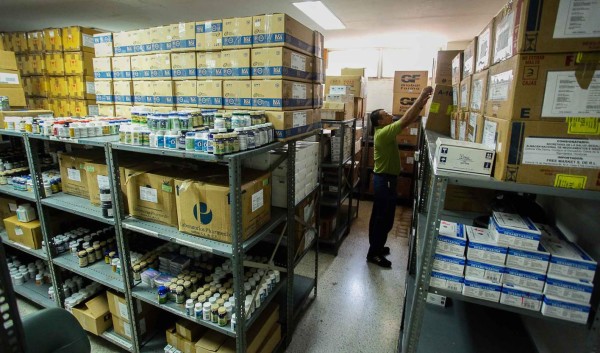 470 militares ya controlan farmacias de 10 hospitales