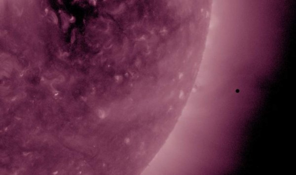 Mercurio completa su primer tránsito delante del Sol