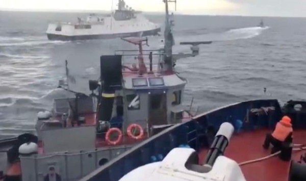 Rusia captura tres navíos ucranianos en estrecho de Kerch