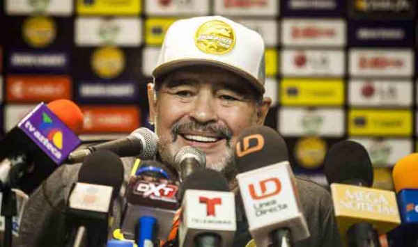 Maradona tras debutar en México: ' Acá no se ganó nada, solo un partido'