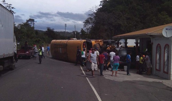 13 heridos en accidente de bus en Choluteca