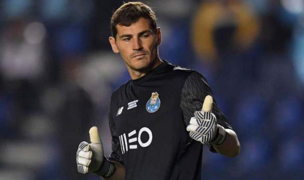 Iker Casillas regresó a los entrenamientos tras sufrir un infarto