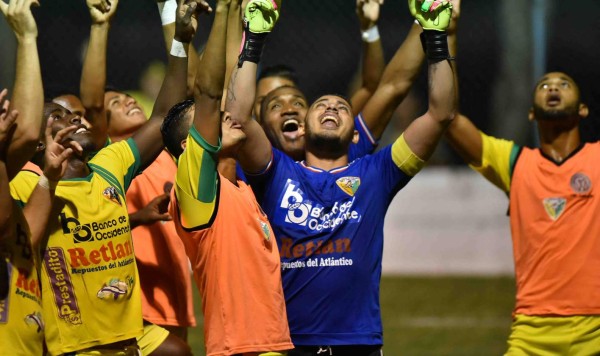 Futbolistas del Social Sol fueron asaltados tras salir de la iglesia