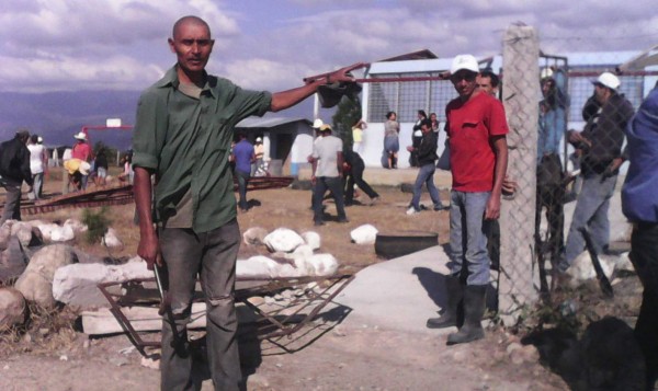 Vientos racheados dejan sin techo una escuela en Ocotepeque