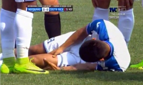 Andy Nájar se lesionó en los primeros minutos del Honduras-Costa Rica