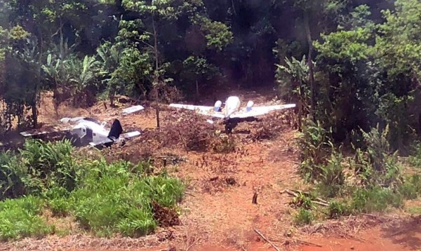 Encuentran dos narcoavionetas camufladas en La Mosquitia