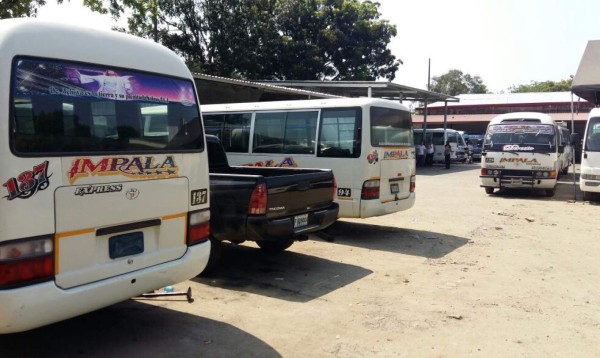 Paralizan transporte entre Puerto Cortés y San Pedro Sula