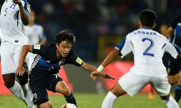 Guerra entre el Barcelona y el PSG por el Messi japonés que hizo trizas a Honduras