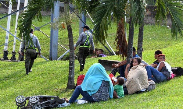 Nueva caravana de migrantes comienza a formarse en Honduras