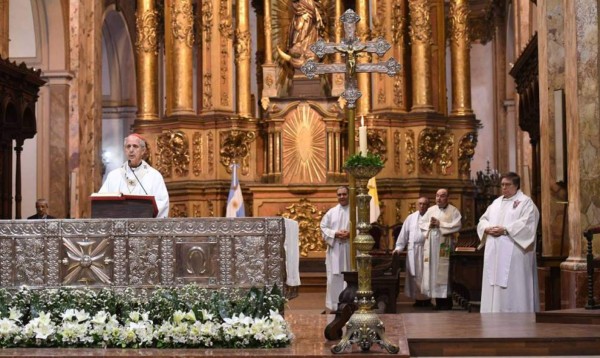 La Iglesia católica argentina renuncia al financiamiento público