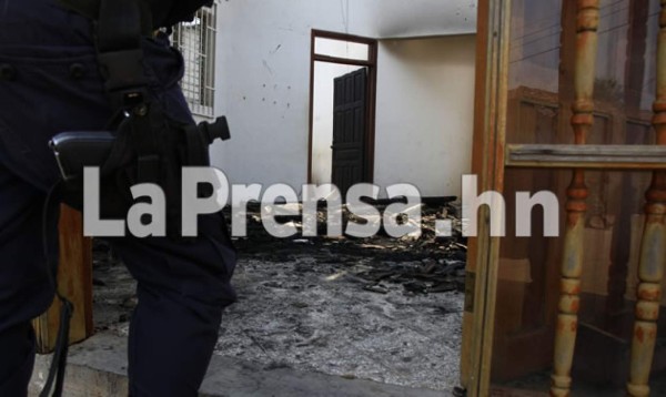 Honduras: Las fotos del incendio en la alcaldía de San Luis, Comayagua