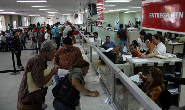 Recaudación de impuestos en Honduras va lenta en 2014
