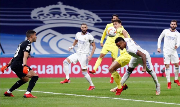 Real Madrid falla en el Bernabéu y se estrella contra Villarreal por la Liga Española